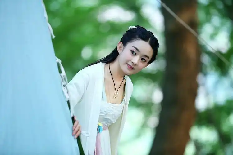 花千骨剧照超可爱超仙超萌赵丽颖骨头娘亲演技超超赞