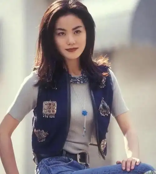 在香港,王菲的崛起堪称瞩目.