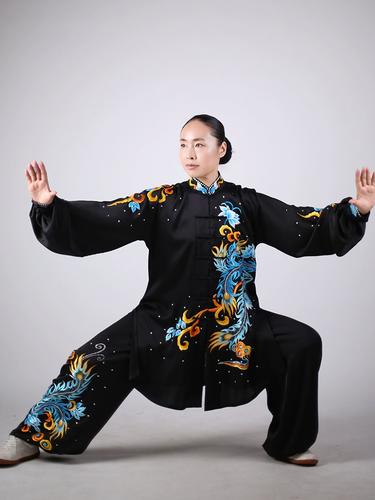 马蕾太极夏季新款高档太极表演服中长款八段锦气功服刺绣凤鸣朝阳