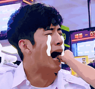 井柏然 哭泣 我们战斗吧 表情包