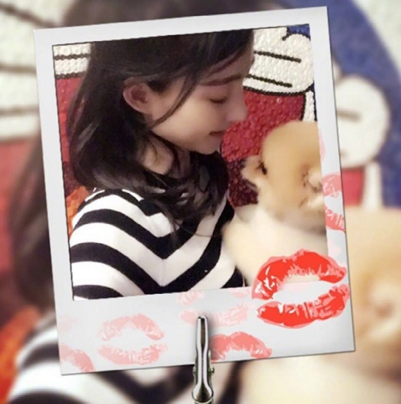 带你参观王丽坤住的豪宅,平时在家经常锻炼,难怪这么好身材