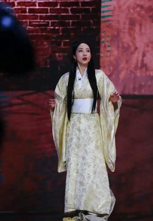 韩雪不愧是古装女神,她当年扮演的貂蝉真是美