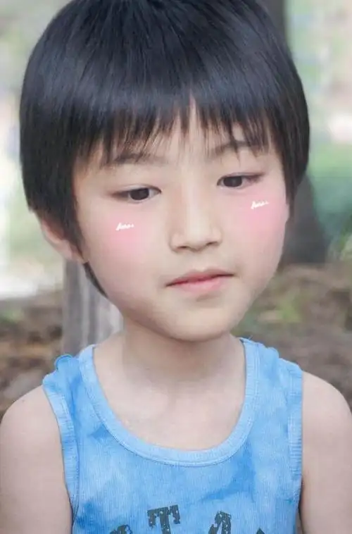 王俊凯长大了,变的是年龄,不变的是努力!