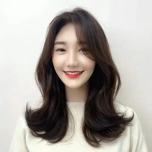 渣女网红大波浪卷