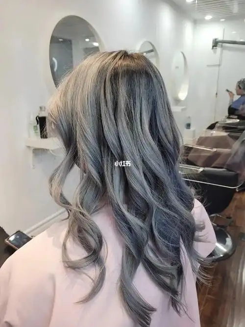 韩国发型师多伦多理发店染发