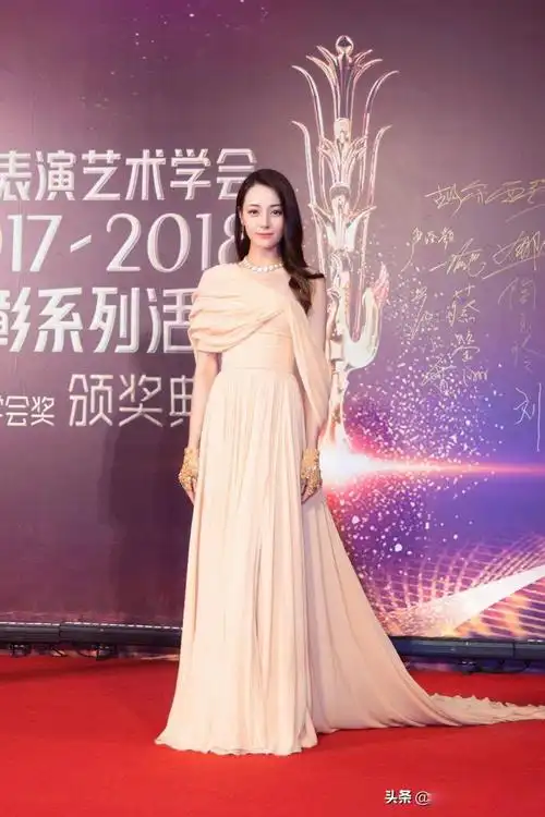迪丽热巴金鹰女神的照片出演过哪些电视剧