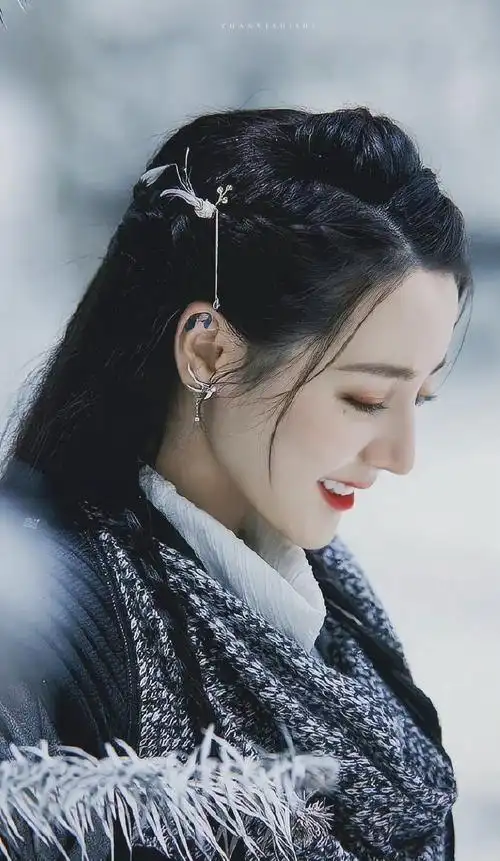 迪丽热巴主演电视剧恰似故人归今晚就要大结局了