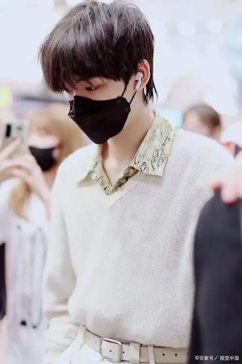 丁程鑫的新剧叫什么:一部探讨青年人生命意义的现实主义电影