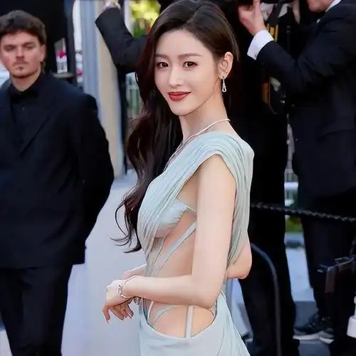 内娱最后一丝脸面|杨幂|巩俐|唐嫣|张雨绮|张天爱|性感美女_网易订阅