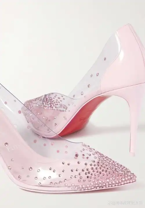 带你欣赏奢侈品christian louboutin degrastrass系列水晶高跟鞋