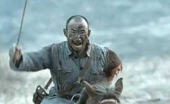 亮剑里面三段最感人的片段,"和尚,和尚,去把老子那个……"_李云龙