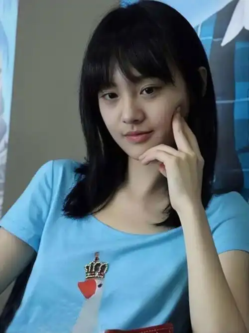 郑爽别折腾脸了.