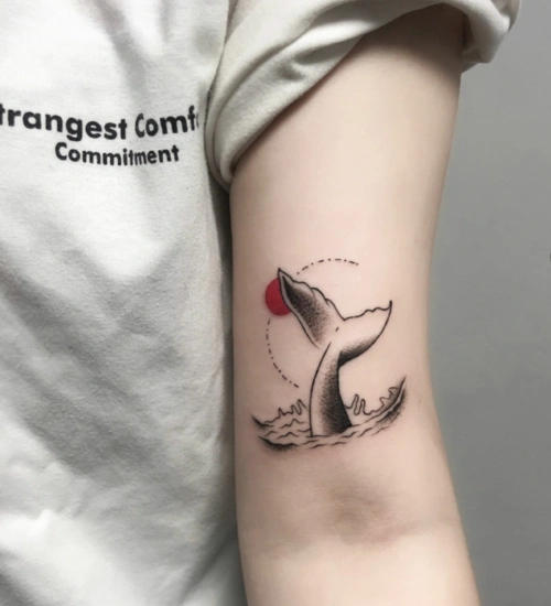 最新男女鲸鱼纹身图案大全鲸鱼纹身象征着什么7