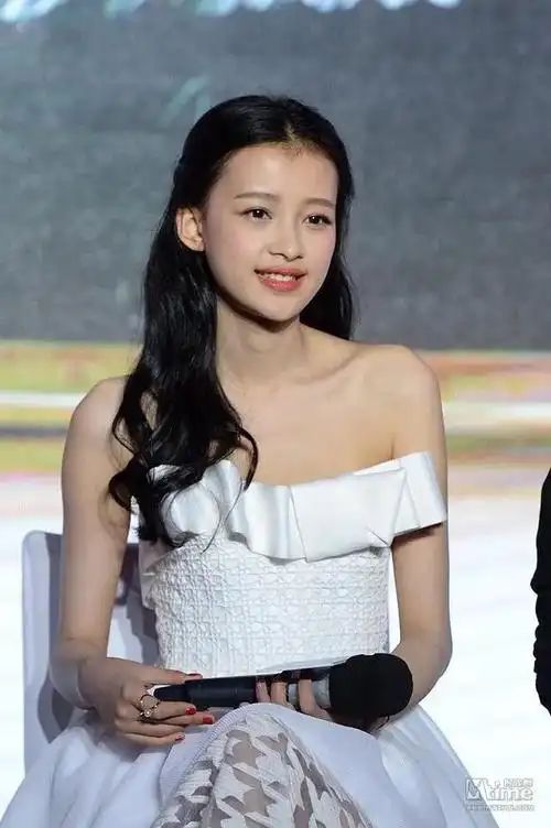 盘点那些长相相似,风格却大相径庭的明星