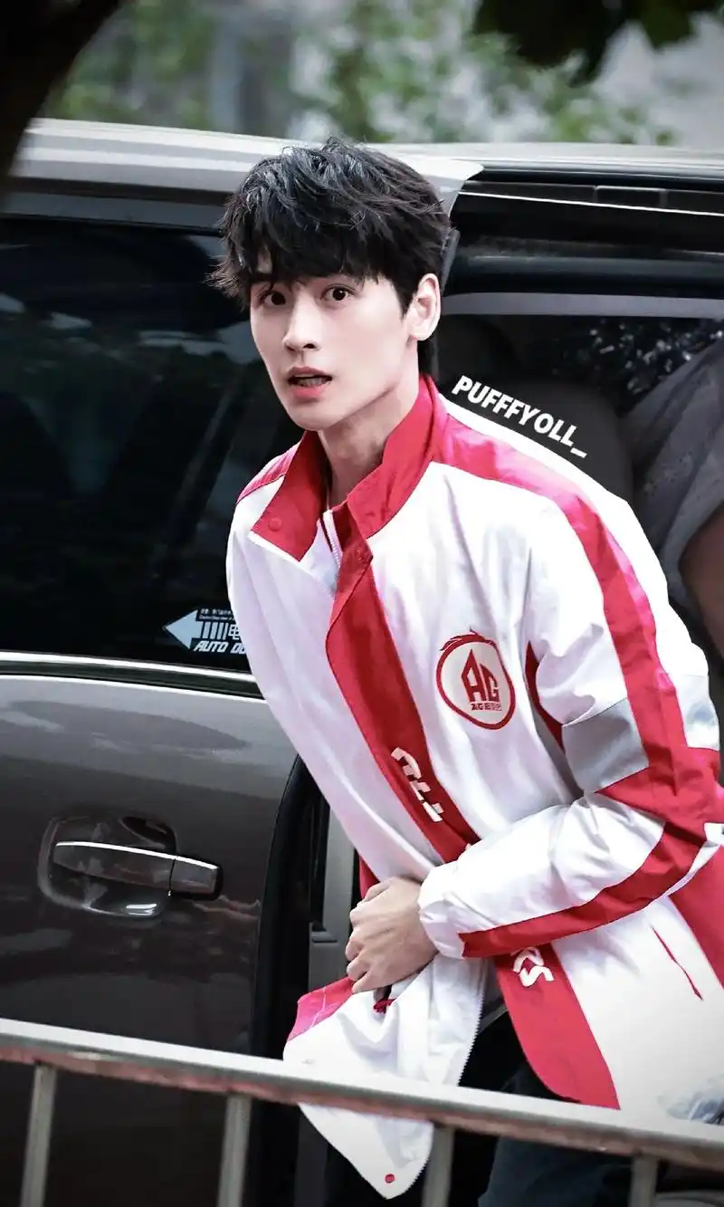 黄俊捷#战至巅峰 太可爱