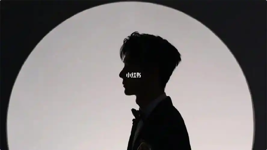 王一博  #肖战王一博  #博君一肖是真的78  哥俩 出门带错影子了