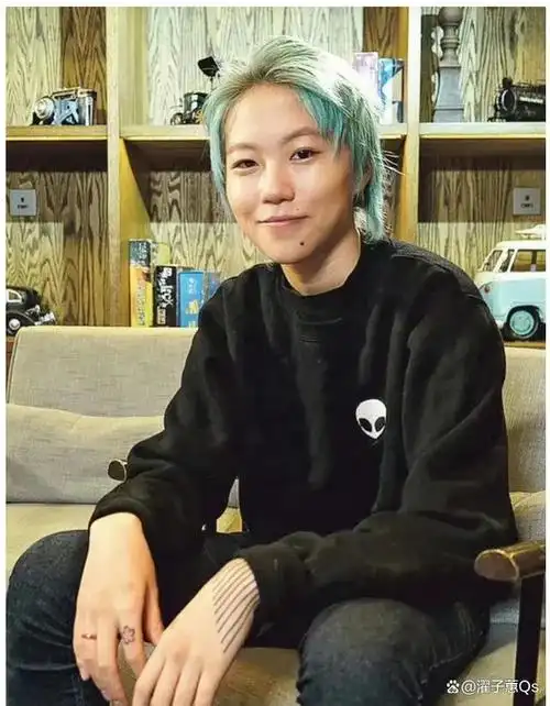 窦靖童妈妈是王菲爸爸是窦唯但我却不敢恋爱结婚