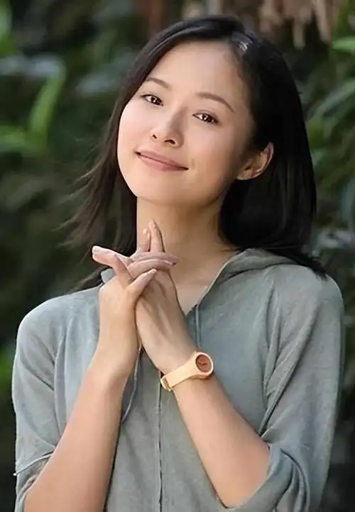 江一燕搂的不是吴镇宇,而是整个内娱的"丑陋",他们是啥关系?