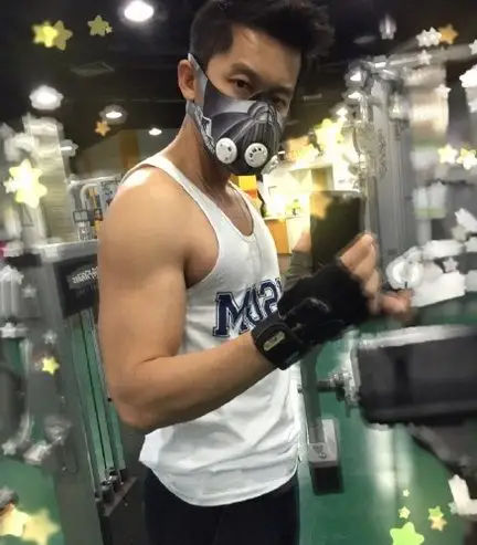 【图】李晨健身照片合集 自述与范冰冰房事