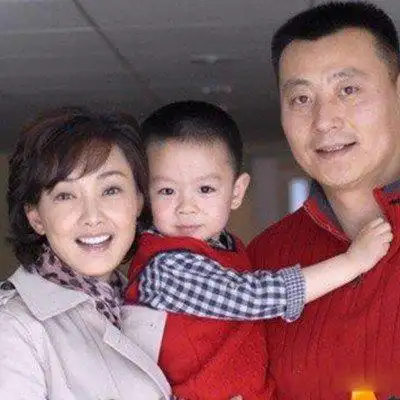 介绍牛莉的老公个人资料  她老公是谁至今还是一个迷团