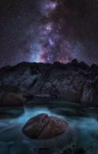 宁静的夜空下追逐星星的人所拍下最美璀璨星空,美得令人窒息!_世界