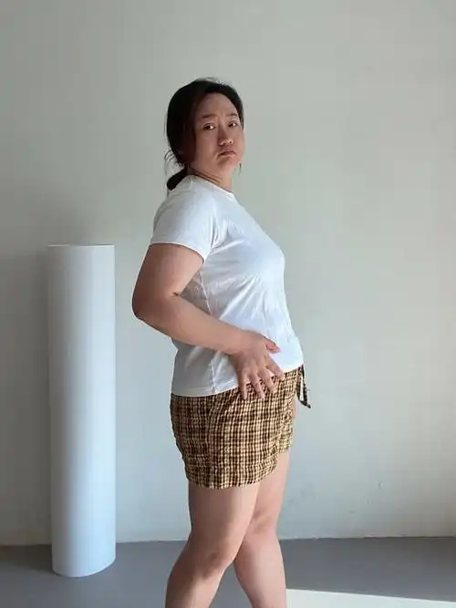 160斤大码女生轮穿搭的重要性直接大变活人