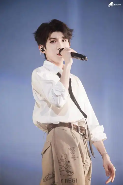 0之神级侧颜  @tfboys-王源