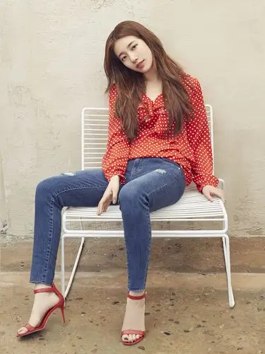 她,貌美被赞国民初恋|裴秀智|李栋旭|长裤_新浪新闻