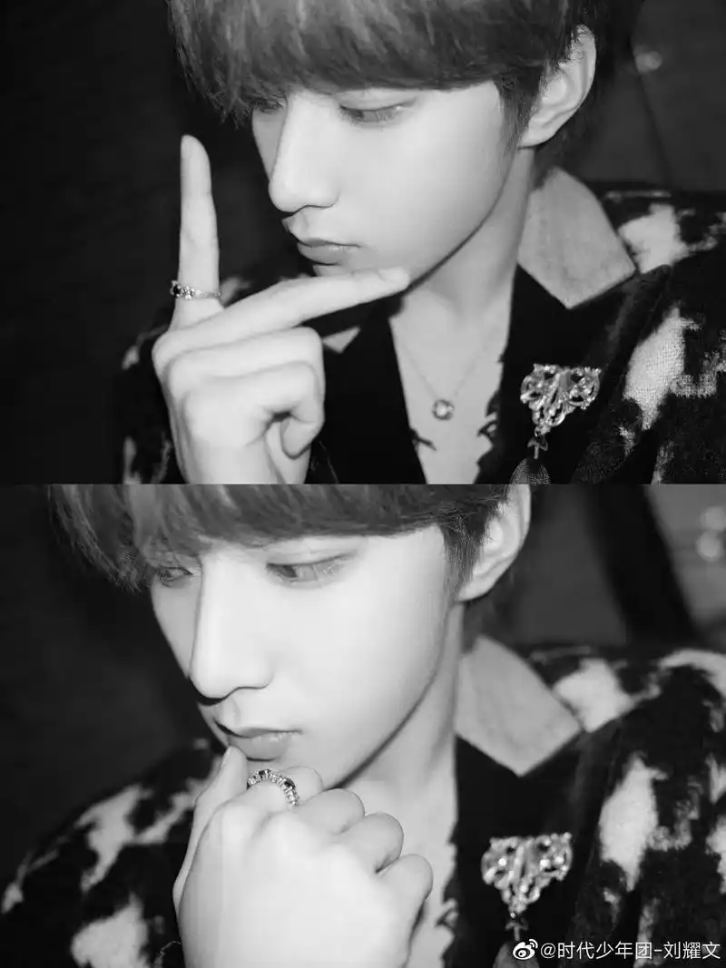 刘耀文黑白氛围感大片来了 黑白滤镜高级感十足