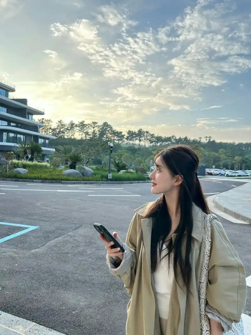 赵露思这侧颜,好看,能看出她骨相不错的