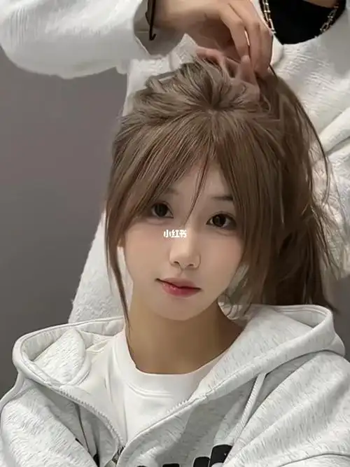 可以减龄5-10岁的法式刘海推荐,巨显脸小99