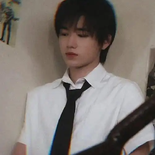 宋亚轩高质量头像