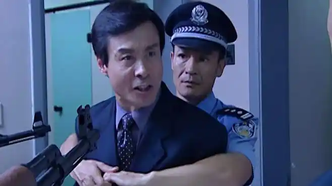 罪域:李子涛落网,还对犯罪事实供认不讳,领导当场让他闭嘴-影视综视频