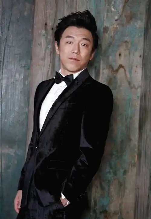 幽默搞笑的百亿影帝黄渤:小人物的身躯,释放出大人物的光芒_电影_表演