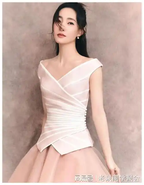 王丽坤背后的故事