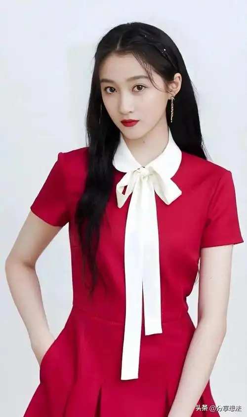 关晓彤明星壁纸37