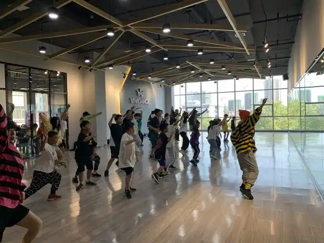 株洲少儿街舞初级培训班(四次课)
