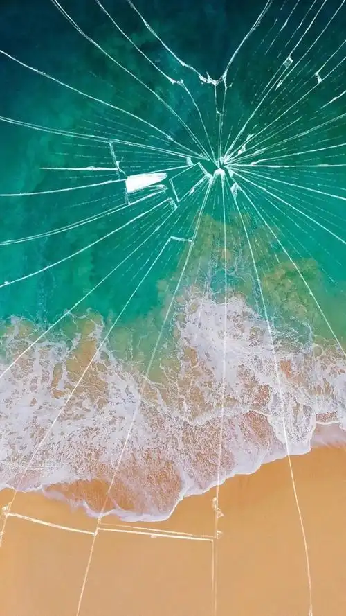 iphone逼真碎屏壁纸分享 iphone无水印逼真碎屏壁纸合集