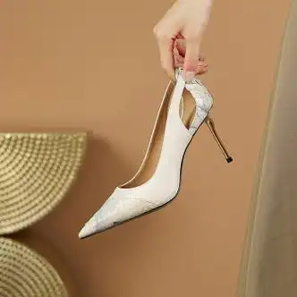 凉鞋女2023夏新款单鞋尖头蛇皮拼色高跟鞋女细跟中空时尚女鞋白色34