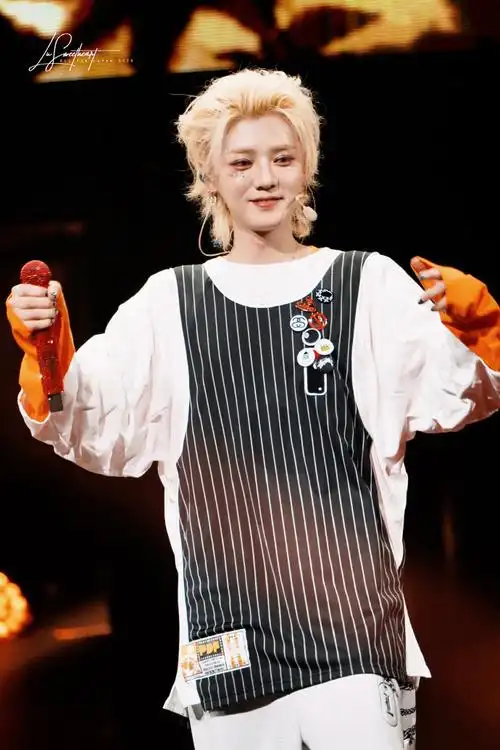 鹿晗season4演唱会