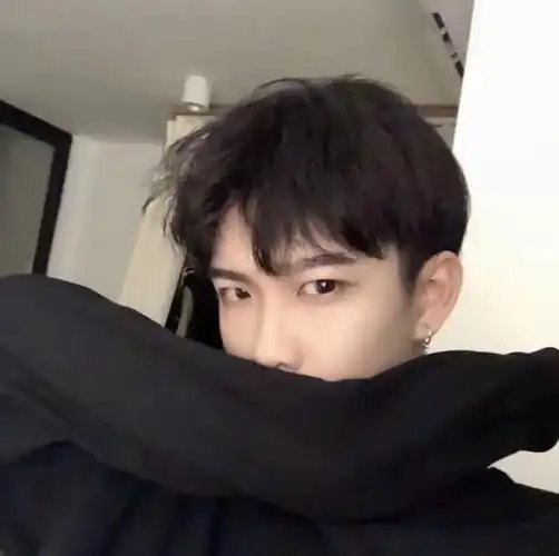 男生头像 简单干净_腾讯新闻