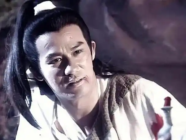 《神雕侠侣》中前后不一的陆展元