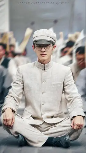 没人发6《1921》的新剧照吗?