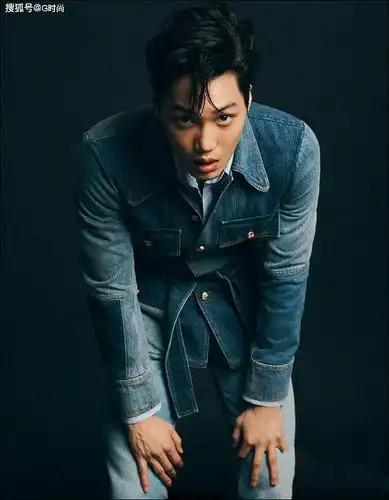 金钟仁《elle》韩版四月刊完整大片 优雅又很帅气