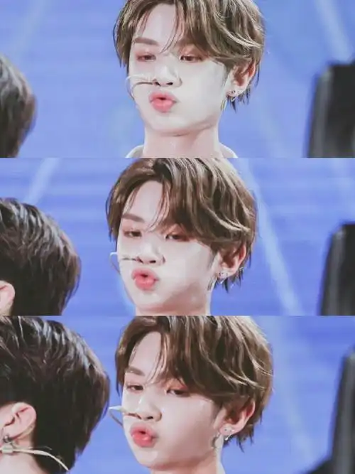 自制三格图_黄明昊