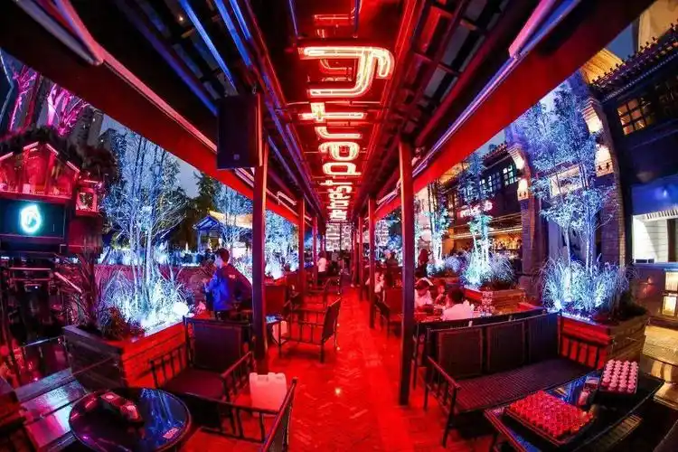 space关门谁来拯救成都人丧丧的周一