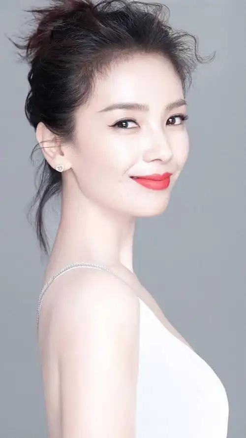 刘涛美图,完美诠释了什么是冻龄美女!