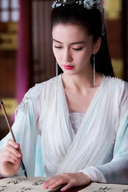 『孤芳不自赏』 79白娉婷 ♀杨颖