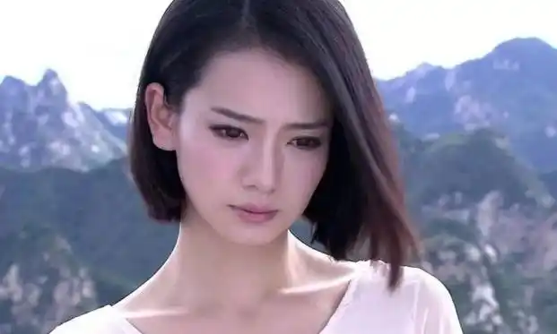 1瓶香水比北京别墅贵,泡奶粉只用进口矿泉水|戚薇|何炅|李承铉|安以轩