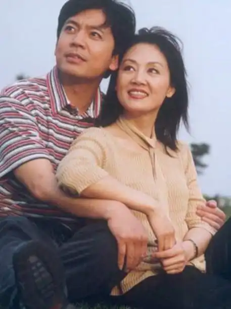 拼搏32年终上春晚演员王姬的心酸奋斗史残障儿子成最大遗憾